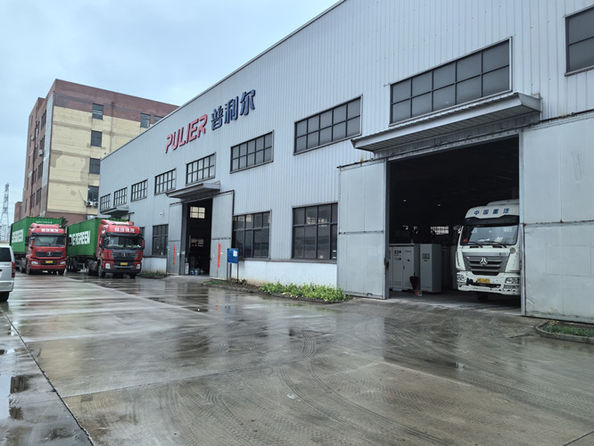 Chengdu Purui Polymer Engineering Co., Ltd. lini produksi pabrikan