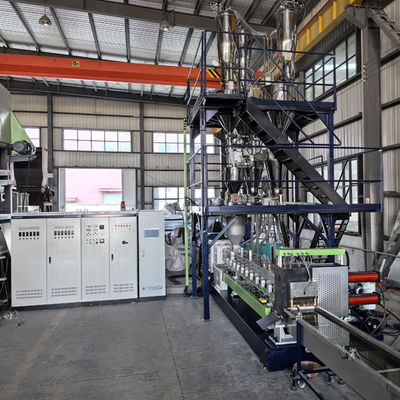 Co Rotation Twin Screw Extruder Mesin Pelletizing Plastik Untuk Komposisi Dan Modifikasi