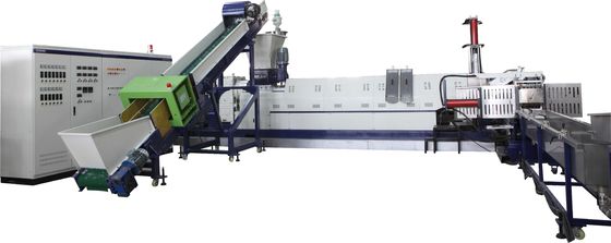 Double Stage Single Screw Extruder Otomatis PE Film Washing System Pemanasan listrik